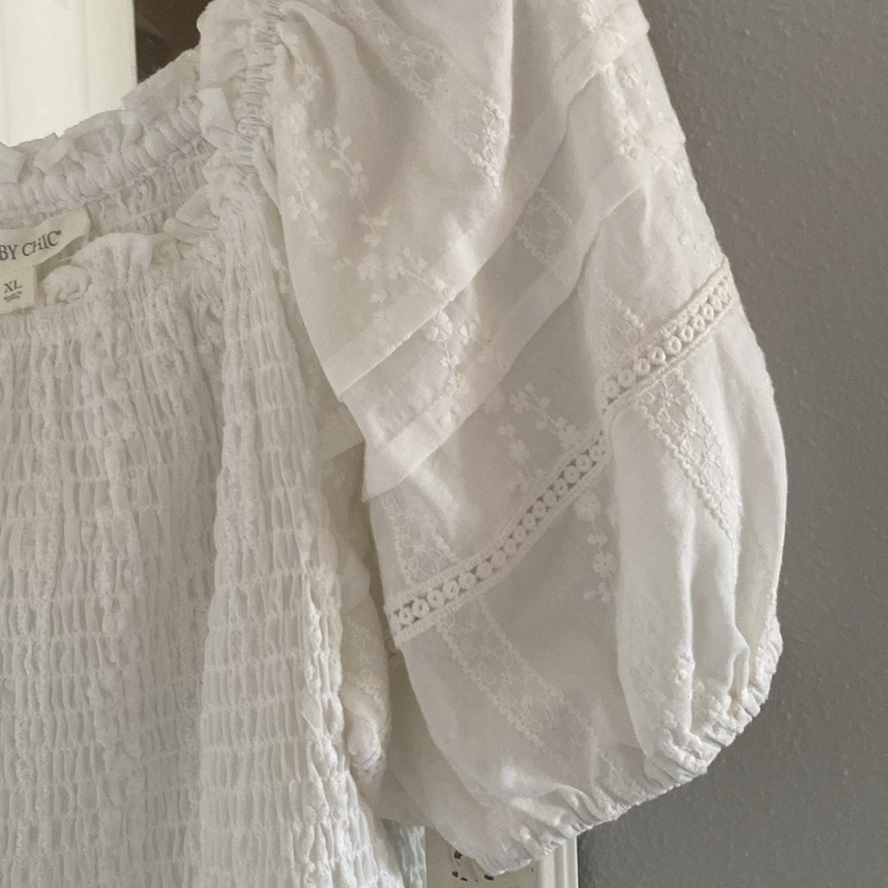 Brand new Shabby Chic White Top Xl. $15 - Picture 3 of 5